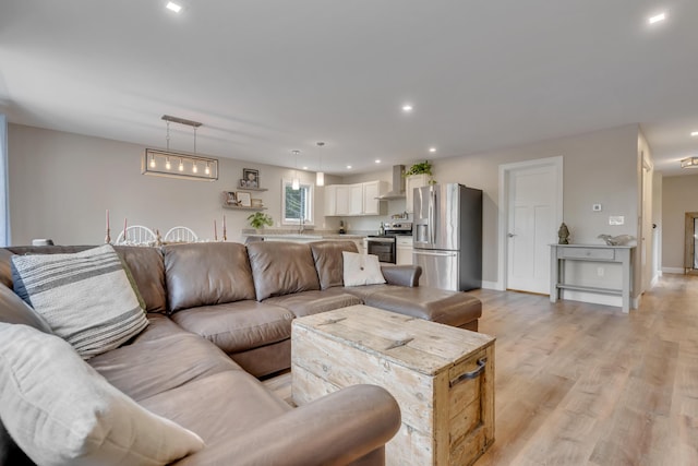 67 Overlook Rd, Windham, ME 04062 - living room featuring recessed lighting, light wood-style flooring, and baseboards