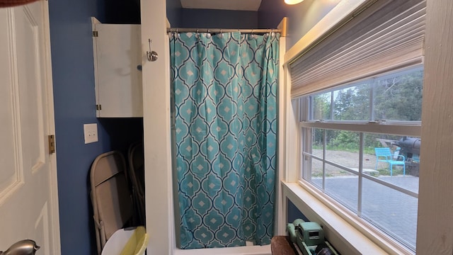 2670 Bennoch Rd, Old Town, ME 04468 - full bath with plenty of natural light and curtained shower