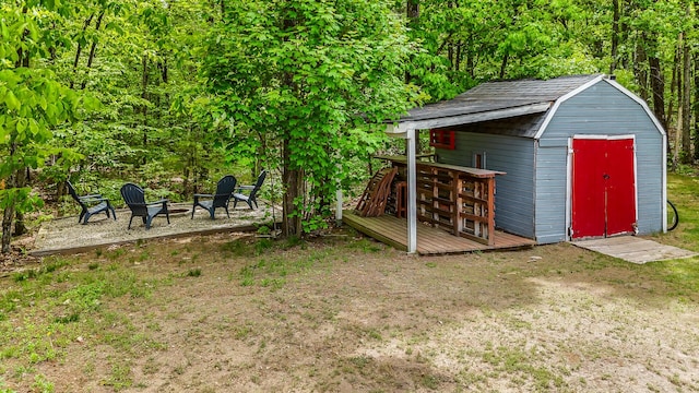 6 Emerald Ct, Berwick, ME 03901 - view of yard with an outdoor fire pit