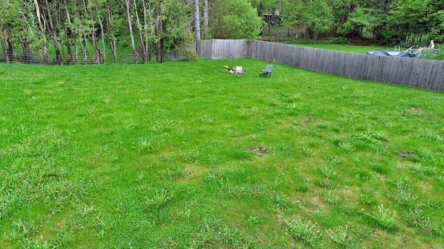 29 Columbia St, Houlton, ME 04730 - view of yard