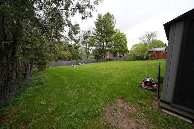 29 Columbia St, Houlton, ME 04730 - view of yard