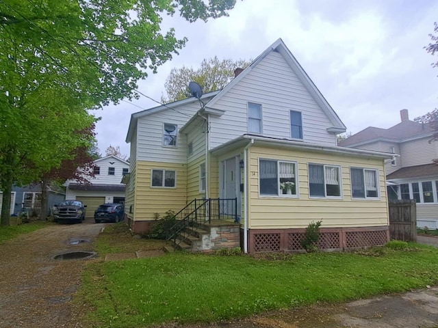 14 Somerset St, Millinocket, ME 04462 - view of front of house with a front yard