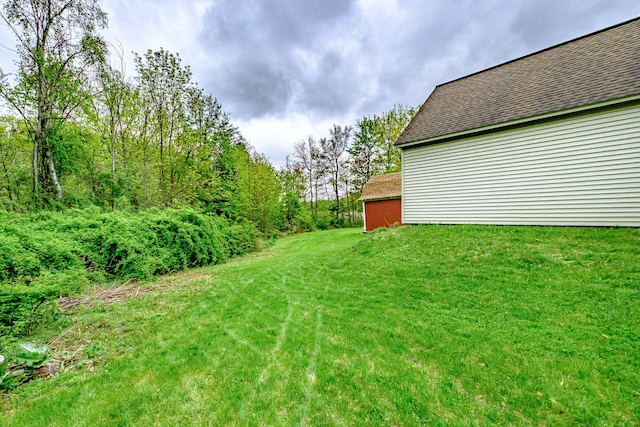 41 Bolton Hill Rd, Augusta, ME 04330 - view of green lawn