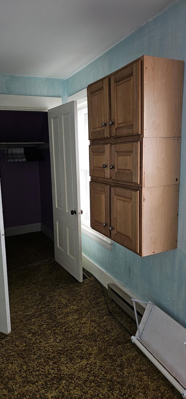 18 Pine St, Skowhegan, ME 04976 - detailed view of carpet
