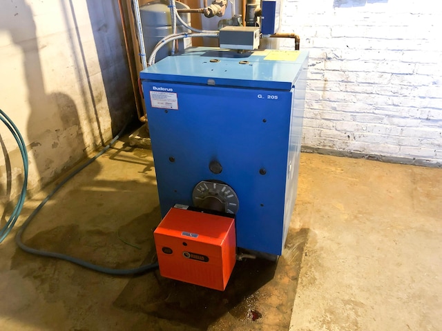 224 N St Unit 101-102, Saco, ME 04072 - utilities featuring a heating unit