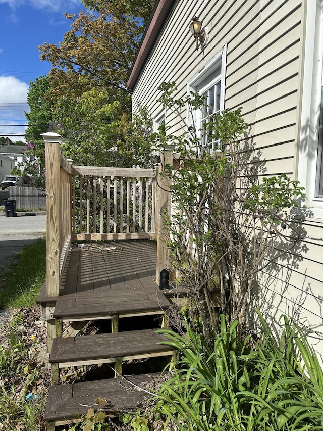 163 Court St, Bangor, ME 04401 - view of wooden terrace