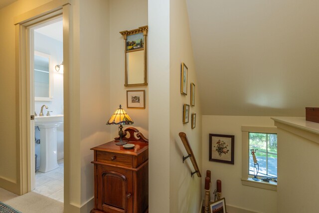 337 Washington St, Camden, ME 04843 - hall with baseboards