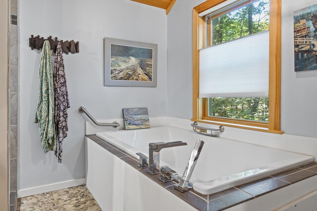 17 Spruce Meadow Ln, Jefferson, ME 04348 - full bathroom with a bath