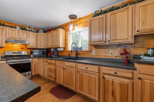 162 Lake View Dr, Smithfield, ME 04978 - photo 37