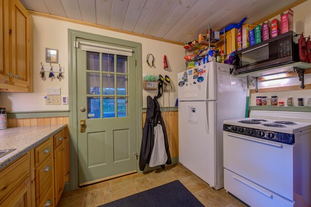 68 Shepards Ln, Norway, ME 04268 - photo 11