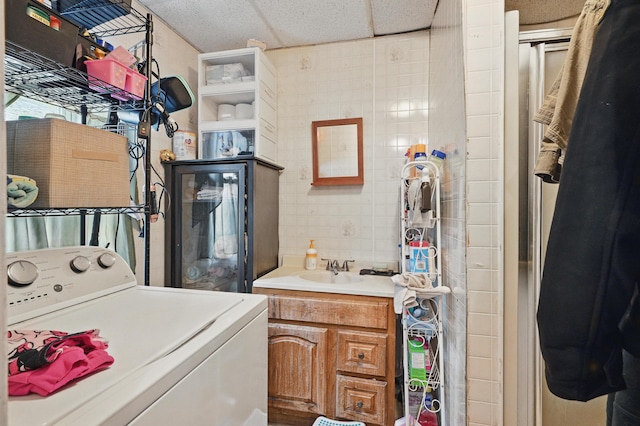 383 Main St, Pittsfield, ME 04967 - washroom featuring washer / clothes dryer