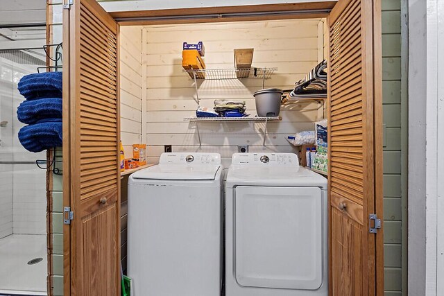 16 Trillium Ests, Rome, ME 04963 - laundry area with washing machine and dryer