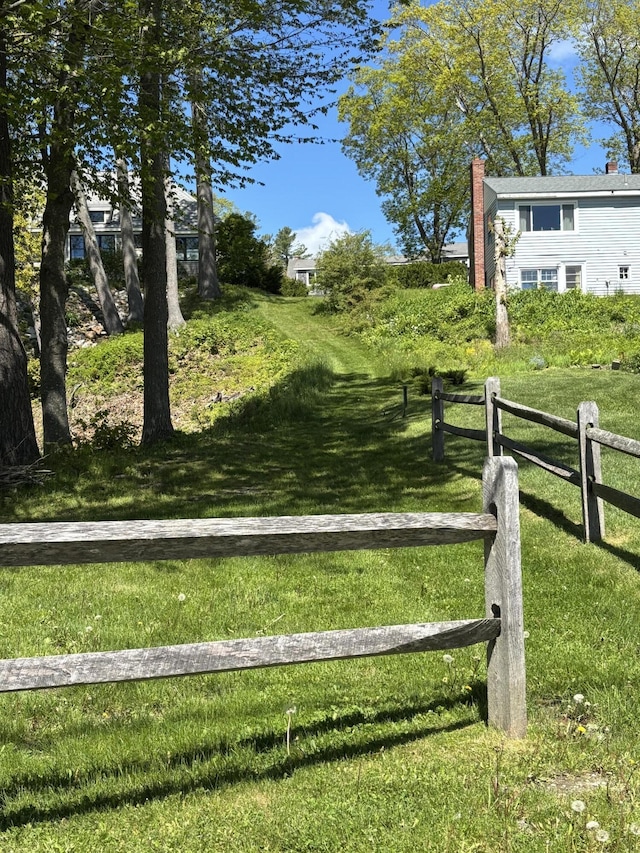 16 Bayview Rd, Falmouth, ME 04105 - view of yard