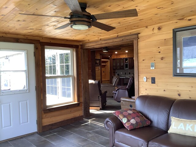530 E Rd Unit T17 R3, Wels, ME 04785