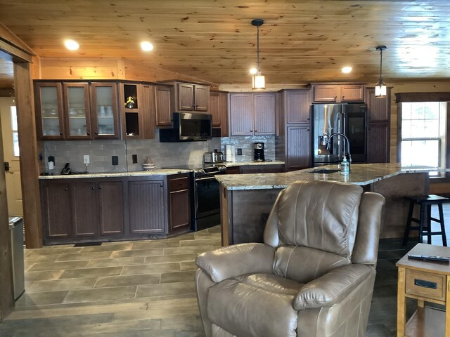 530 E Rd Unit T17 R3, Wels, ME 04785