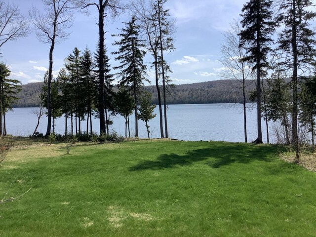 530 E Rd Unit T17 R3, Wels, ME 04785