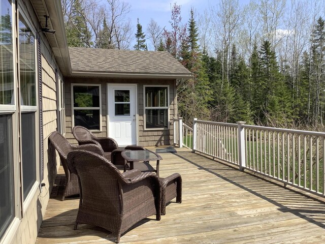 530 E Rd Unit T17 R3, Wels, ME 04785