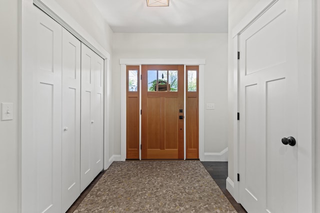 66 Old Dynamite Way, Gorham, ME 04038 - foyer entrance featuring baseboards