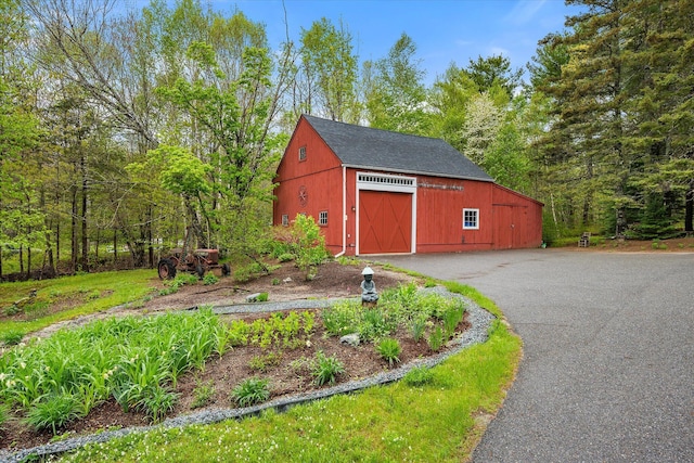 62 Blackswoods Rd, Franklin, ME 04634 - view of barn featuring driveway