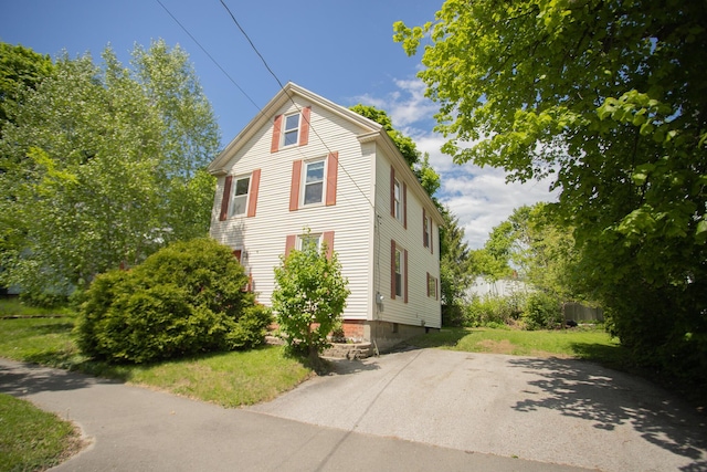 28 Pier St, Bangor, ME 04401 - view of property exterior with a yard
