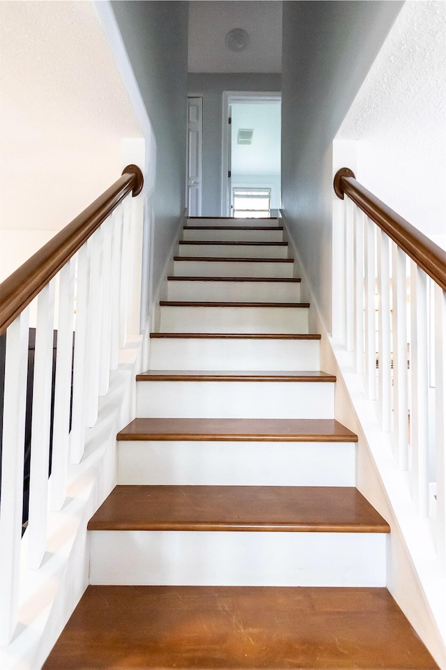 22 Penn Ave, Portland, ME 04103 - view of stairway