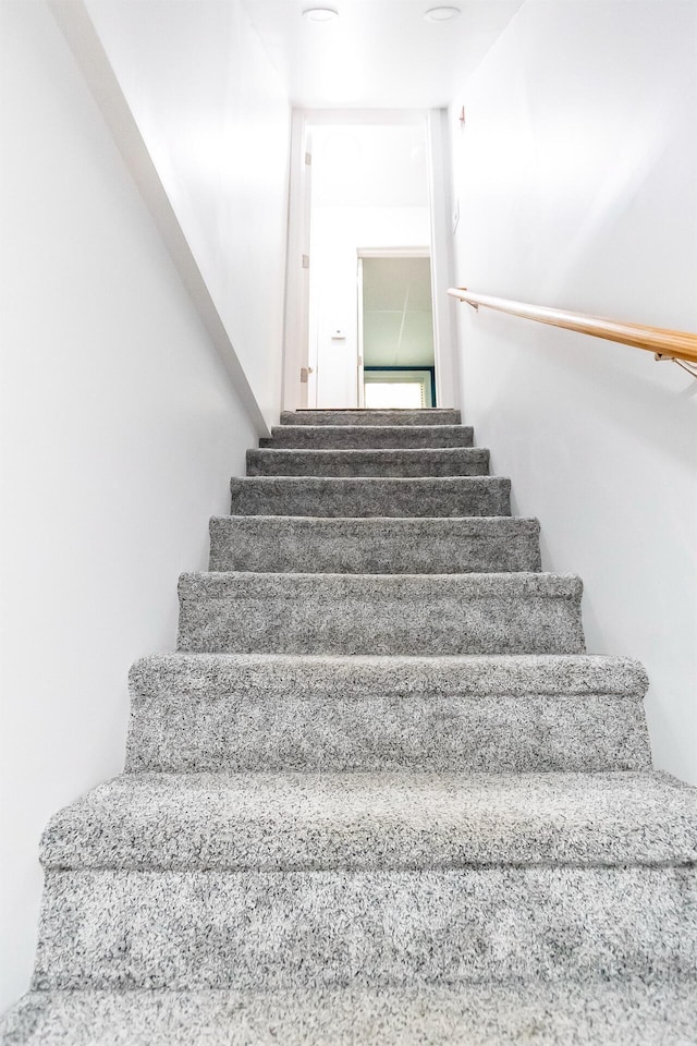 22 Penn Ave, Portland, ME 04103 - view of stairs