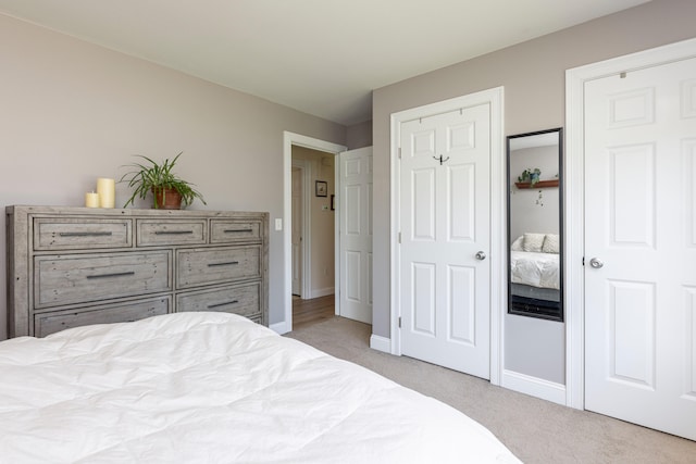 13 Daggett St, Portland, ME 04103 - bedroom with light carpet and baseboards