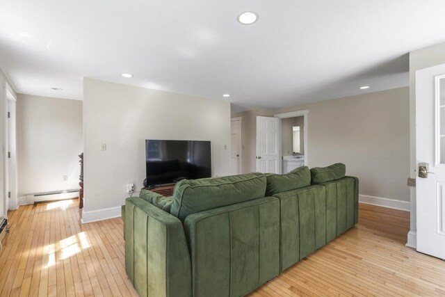 41 Hendricks Hill Rd, Southport, ME 04576