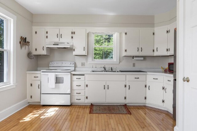 41 Hendricks Hill Rd, Southport, ME 04576