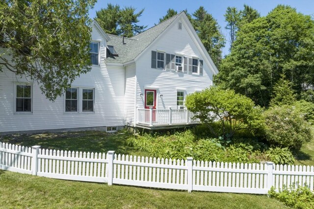 41 Hendricks Hill Rd, Southport, ME 04576
