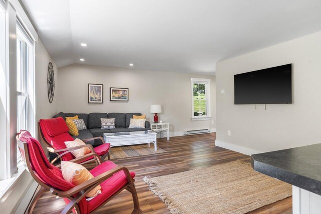41 Hendricks Hill Rd, Southport, ME 04576