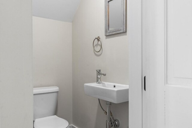 41 Hendricks Hill Rd, Southport, ME 04576
