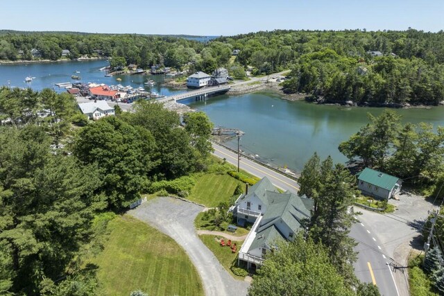 41 Hendricks Hill Rd, Southport, ME 04576