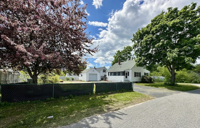 52 Rideout Ave, Lewiston, ME 04240 - view of front facade