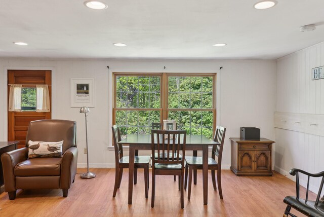 592 Old Stage Rd, Arrowsic, ME 04530 - dining space with light wood-style flooring, healthy amount of natural light, baseboards, and recessed lighting