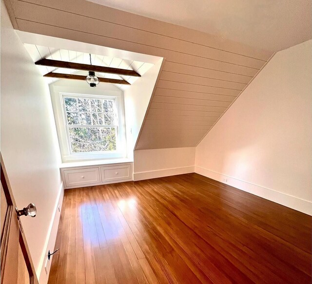 286 Atlantic Hwy, Northport, ME 04849 - bonus room featuring vaulted ceiling, hardwood / wood-style flooring, and baseboards