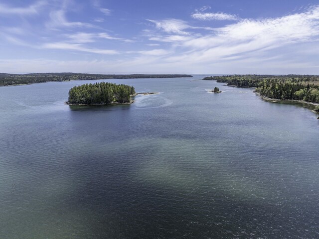 6 Duck Cove Rd, Roque Bluffs, ME 04654