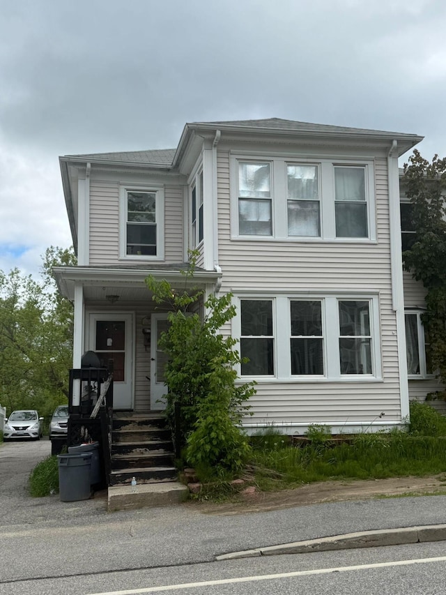 74 King Ave, Lewiston, ME 04240 - view of front of home featuring a porch