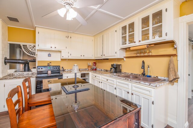 659 Old County Rd, Rockland, ME 04841 - photo 12