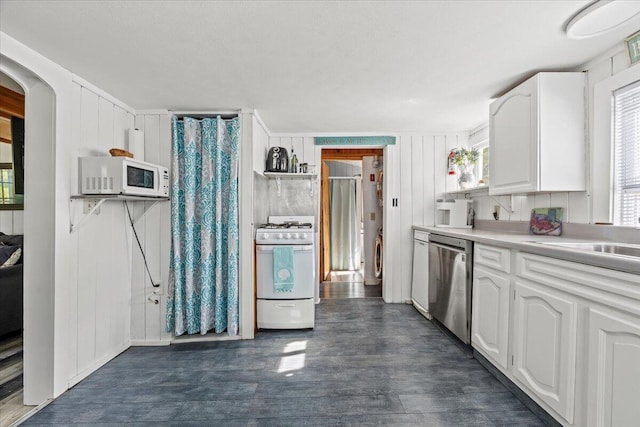 52 11th St, Old Orchard Beach, ME 04064