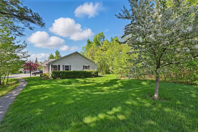 40 Camden Ct Unit 40, Bangor, ME 04401 - view of green lawn