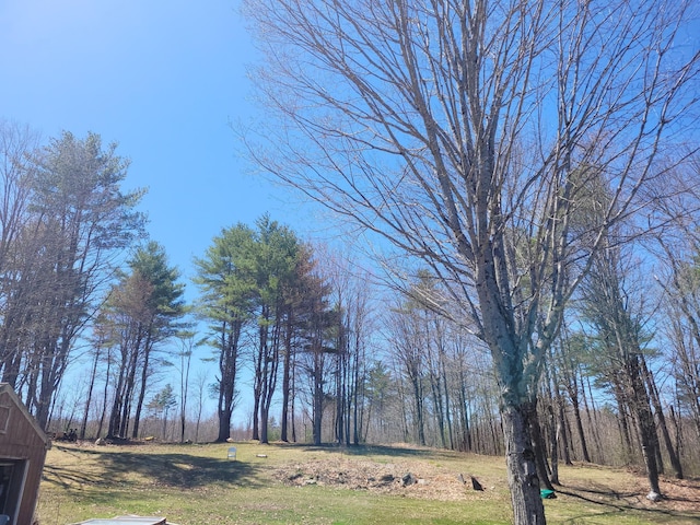 627 Waterville Rd, Skowhegan, ME 04976 - view of grassy yard
