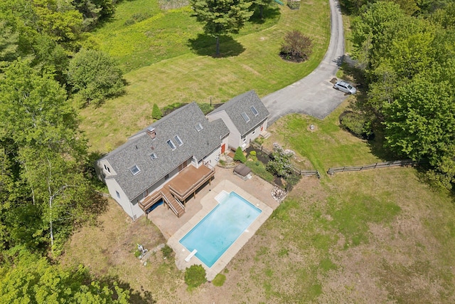 198 Range Rd, Cumberland, ME 04021 - aerial view of property and surrounding area featuring a pool