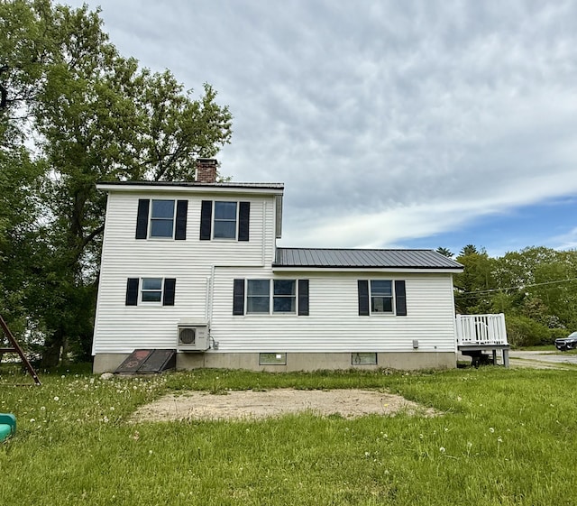 3 Grove St, Howland, ME 04448