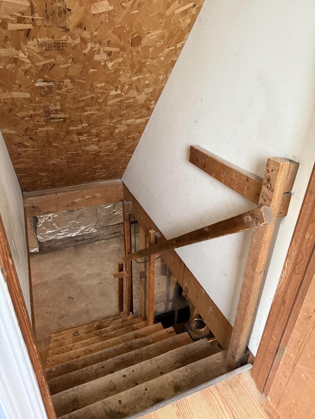 3 Grove St, Howland, ME 04448