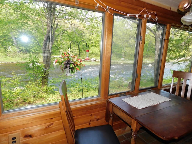 51 Pond Rd, Abbot, ME 04406 - view of sunroom / solarium