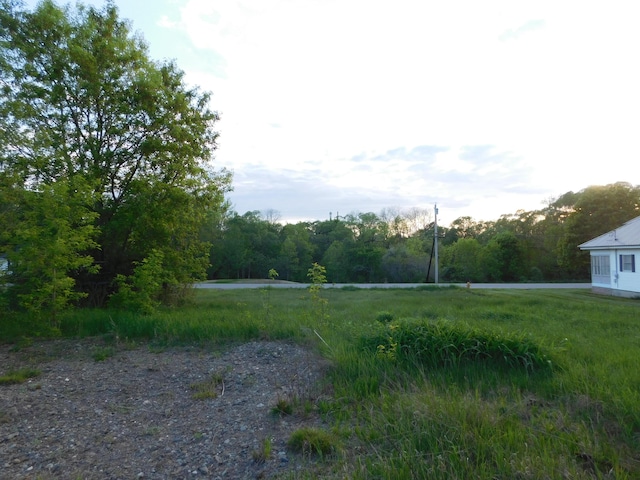 47 Highland Ave, Bradley, ME 04411