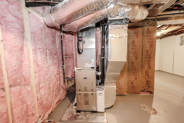 1 Knowlton Rd, Nashua, NH 03063 - unfinished below grade area featuring heating unit