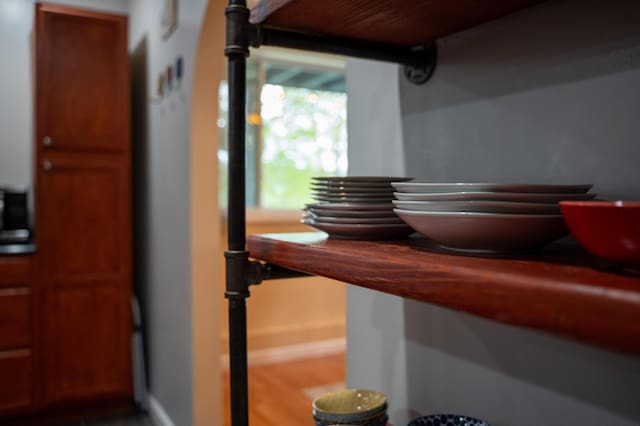 50 Water St, Howland, ME 04448 - detailed view of baseboards