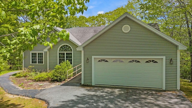 40 Acorn Ridge Rd, Freeport, ME 04032 - garage with asphalt driveway